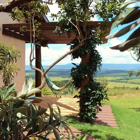 Pousada Encantos Do Cerrado Delfinópolis Exterior foto